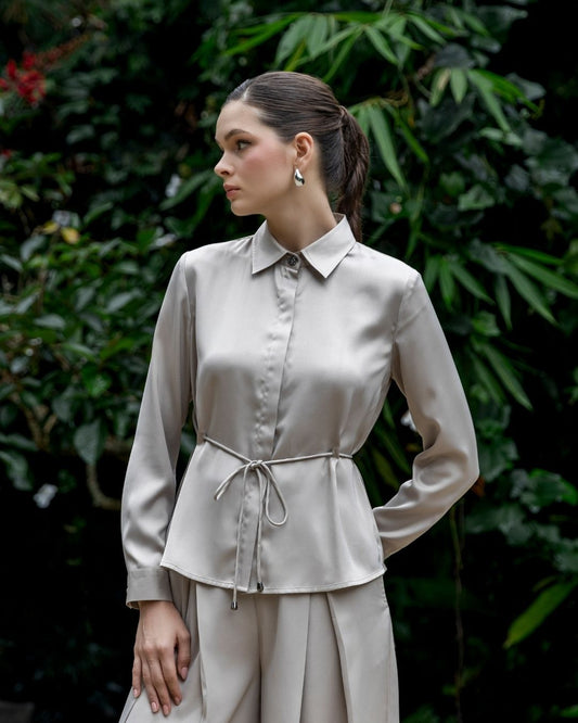 INVIO Tesya Cinched Grace Shirt | Atasan Wanita - Luminescence