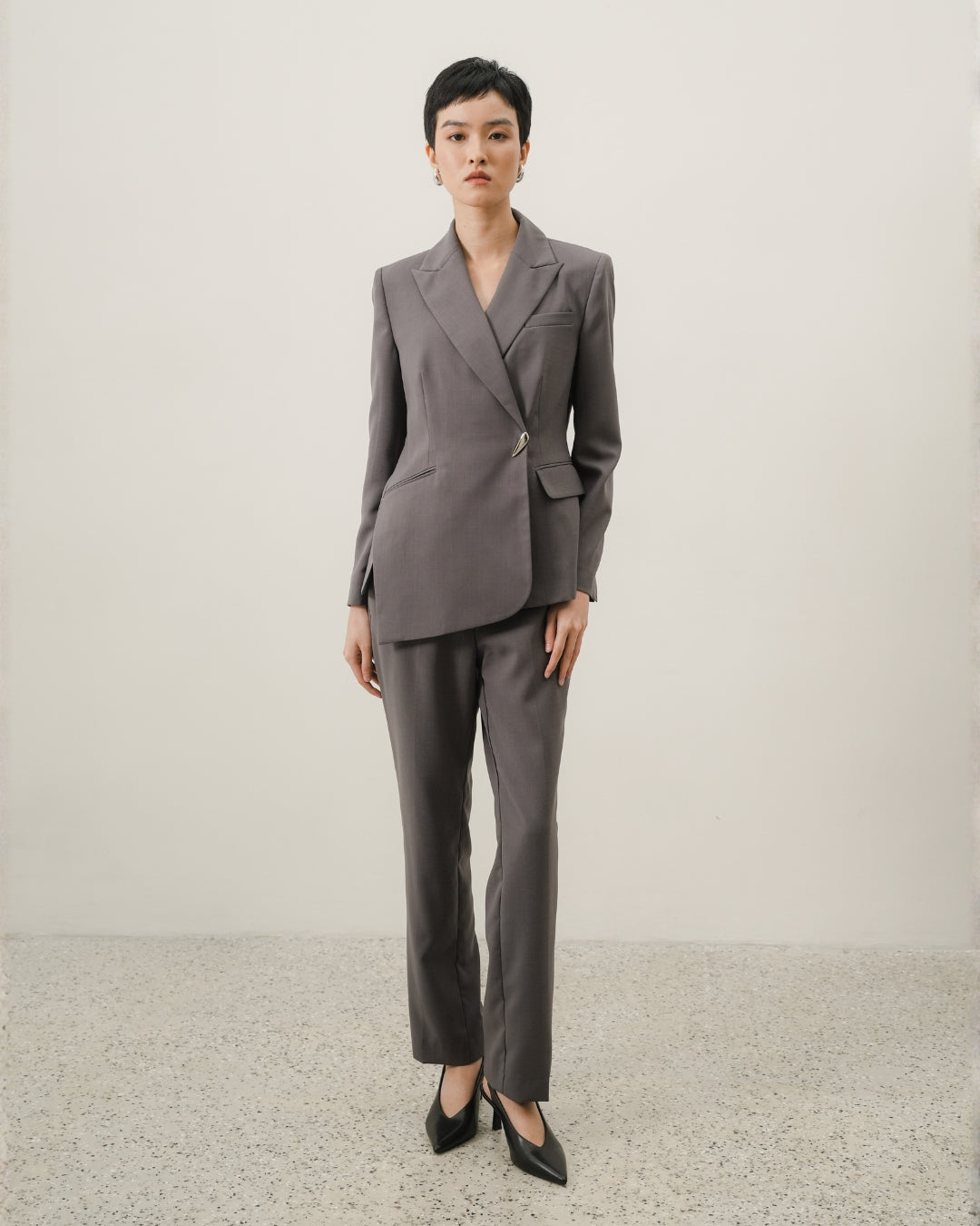 INVIO Varvara Duality Blazer | Jas Wanita