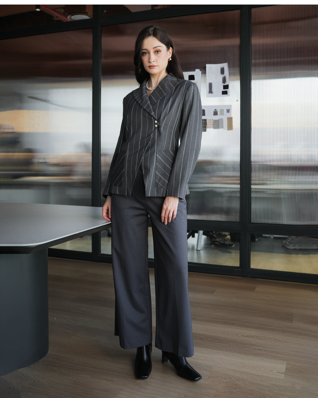 INVIO Charlton Multiway Stripe Blazer | Jas Wanita - Runway