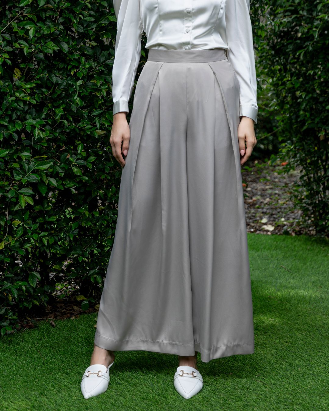 INVIO Tayla Glide Trousers | Celana Wanita - Luminescence