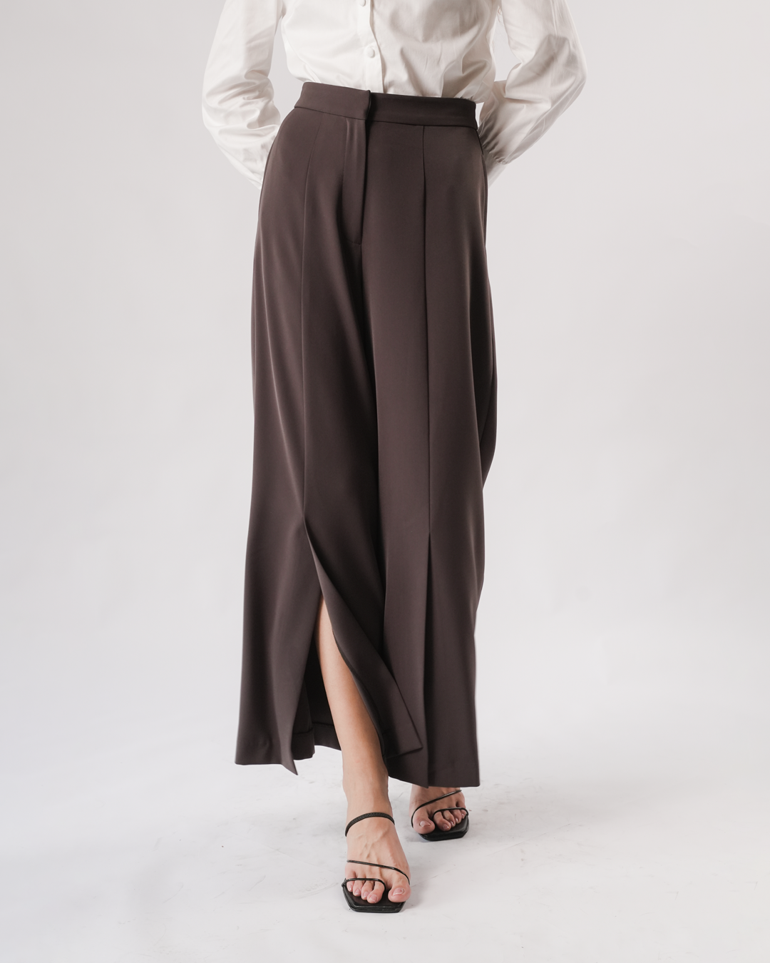 INVIO Yetta Front Slit Flow Trousers Charcoal | Celana Wanita - Marielle