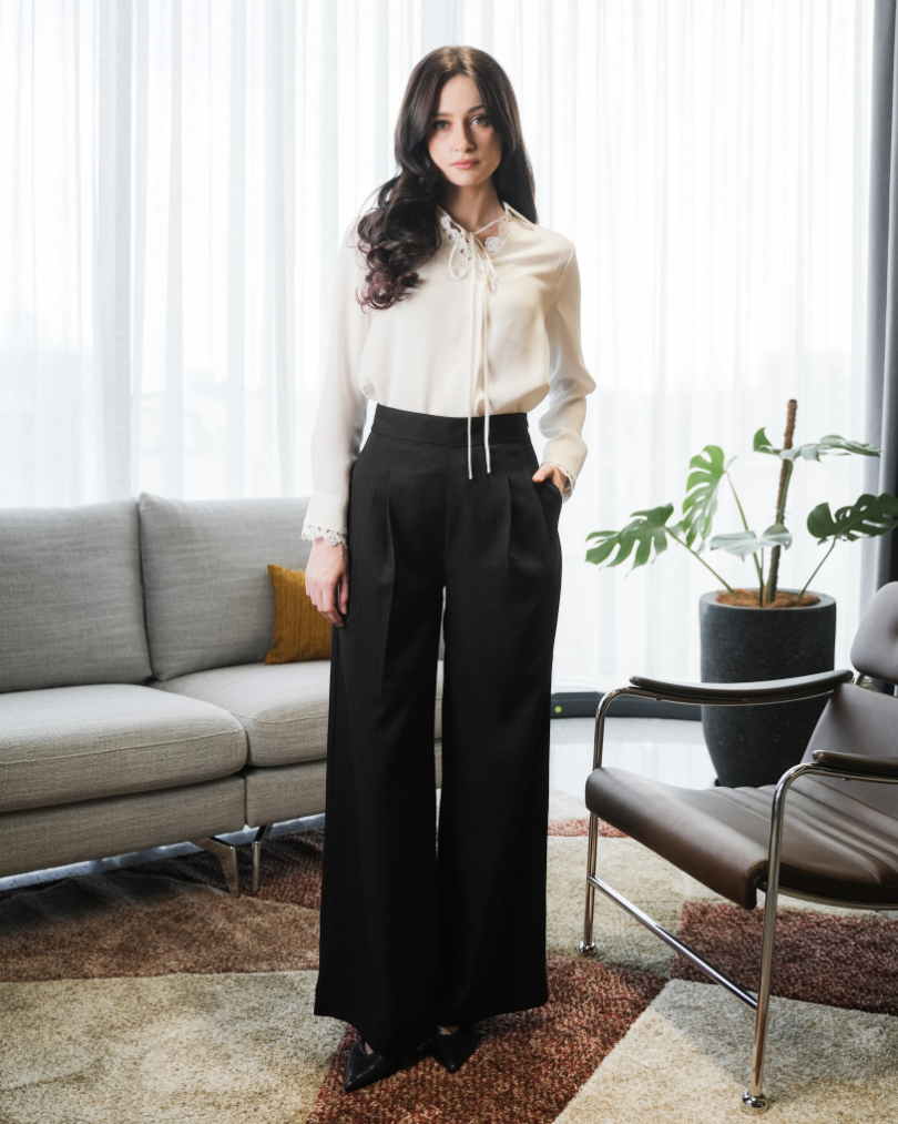 INVIO Andy High-Waisted Stripe Trousers | Celana Wanita - Runway