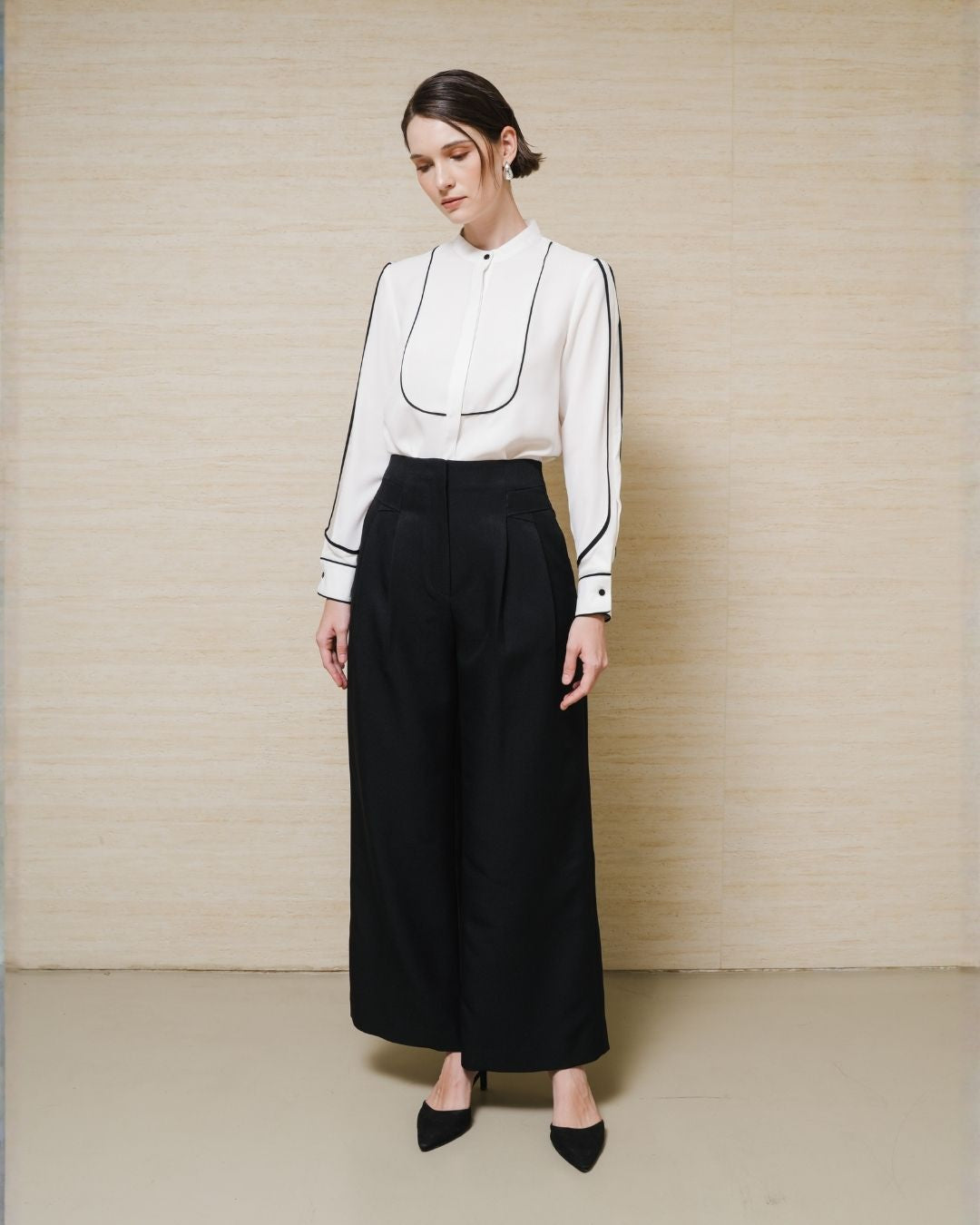INVIO Alesia Fold Detail Trousers Black | Jas Wanita - Leanne Collection