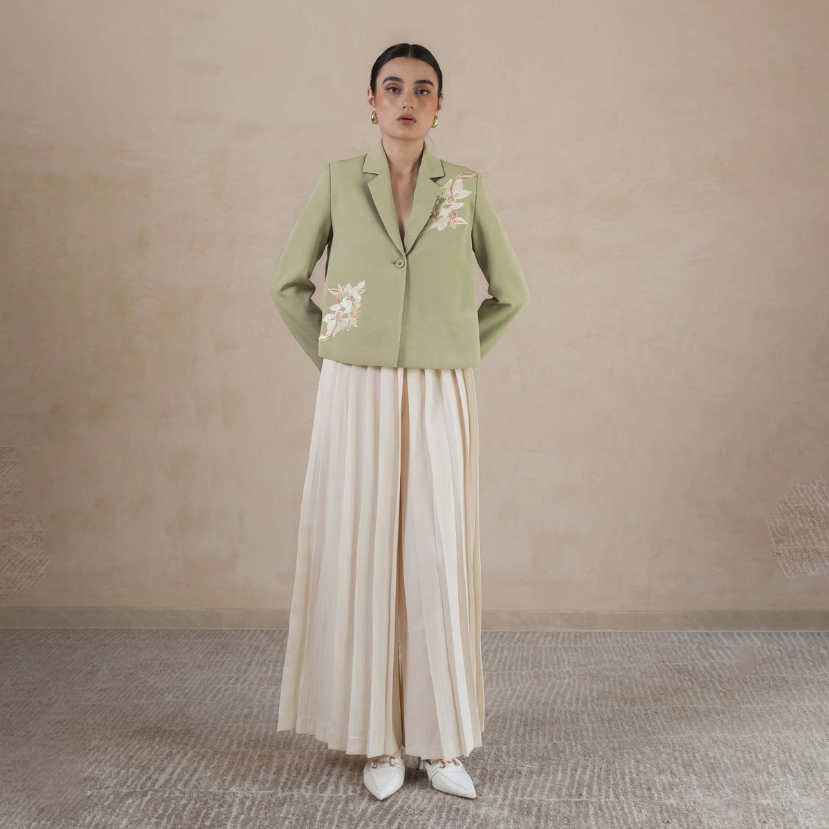 INVIO Darla Floral Embellished Blazer | Jas Wanita - Marea Collection