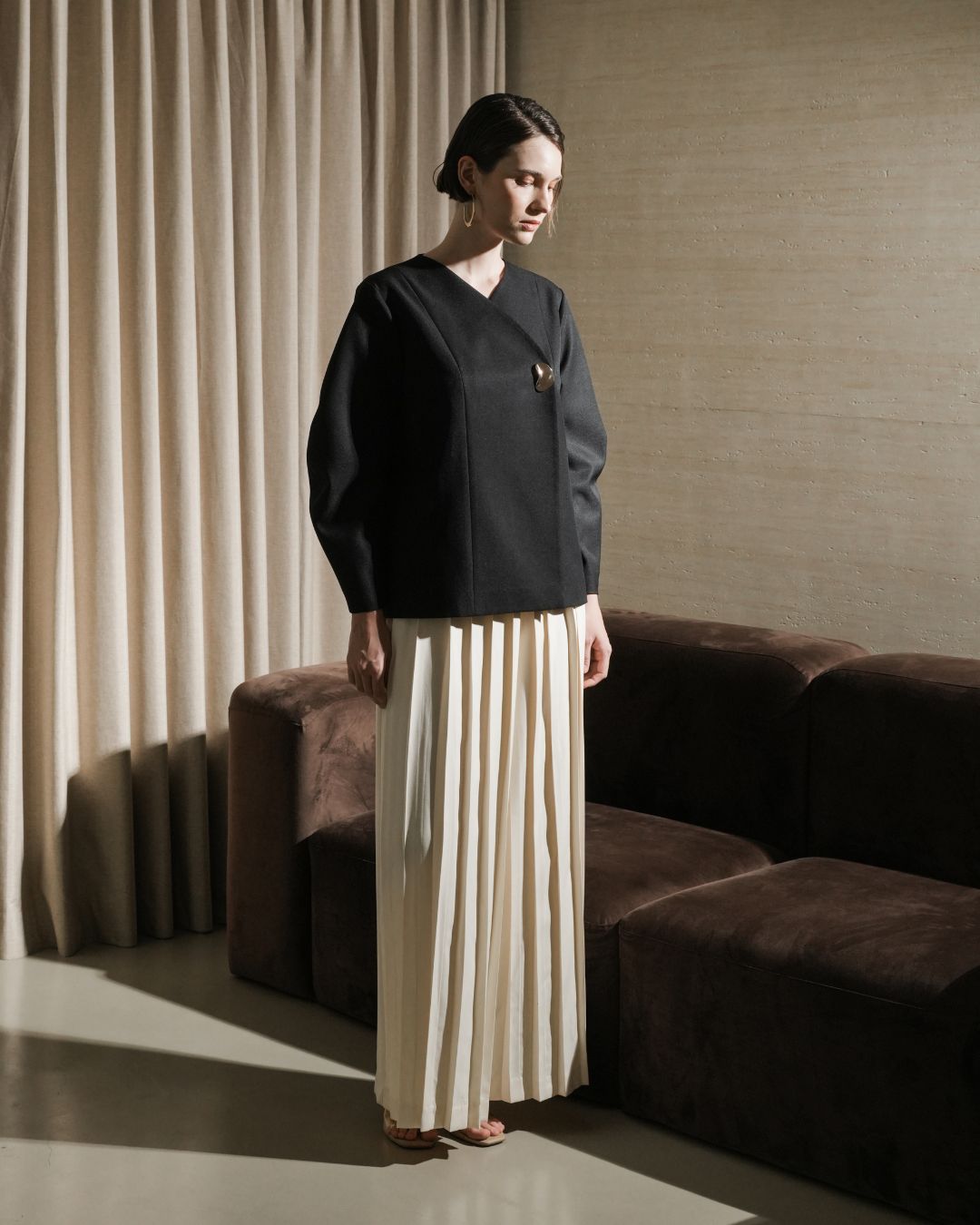 INVIO Alesia Barrel Sleeve Blazer Black | Jas Wanita - Leanne Collection