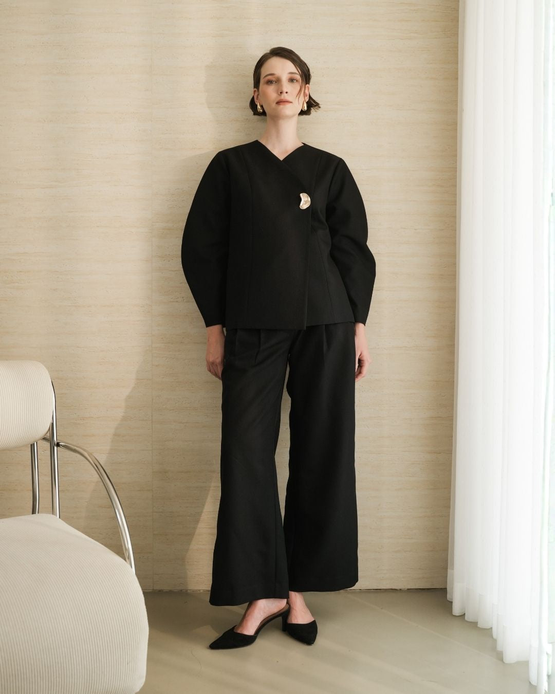 INVIO Alesia Barrel Sleeve Blazer Black | Jas Wanita - Leanne Collection
