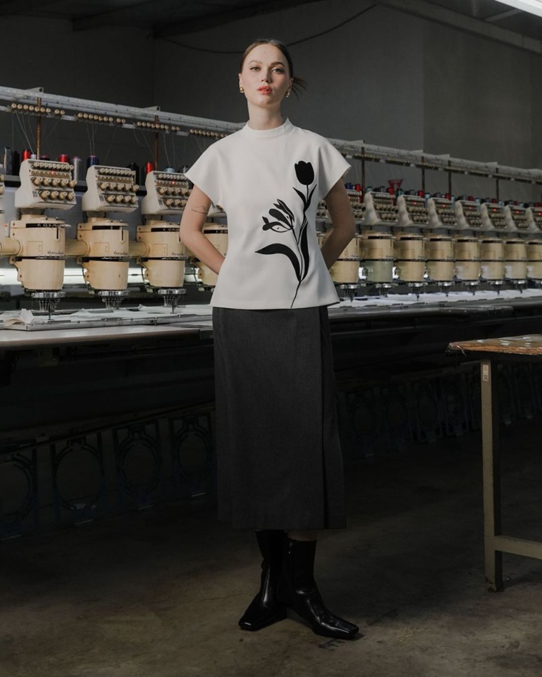 INVIO Zyrielle Floral Embroidery Blouse | Atasan Wanita - Atelier