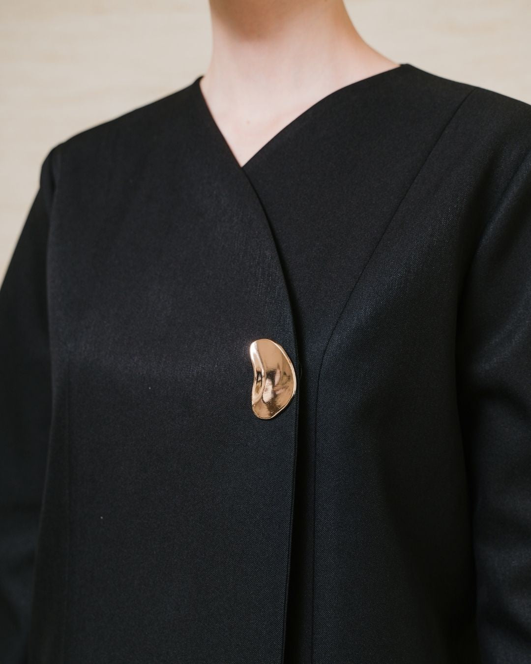 INVIO Alesia Barrel Sleeve Blazer Black | Jas Wanita - Leanne Collection