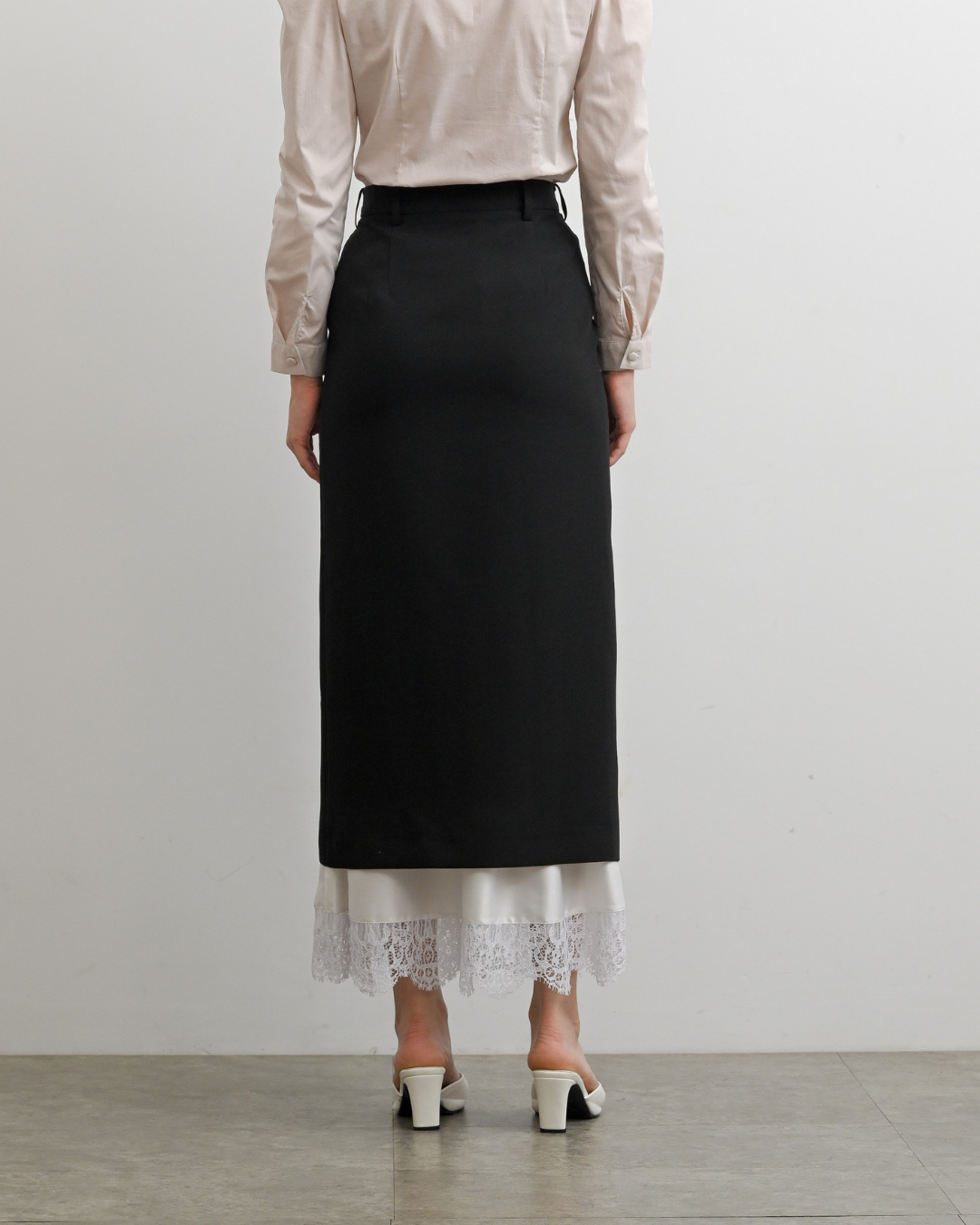 INVIO X Dwihanda Clarista Satin Lace Skirt | Rok Wanita