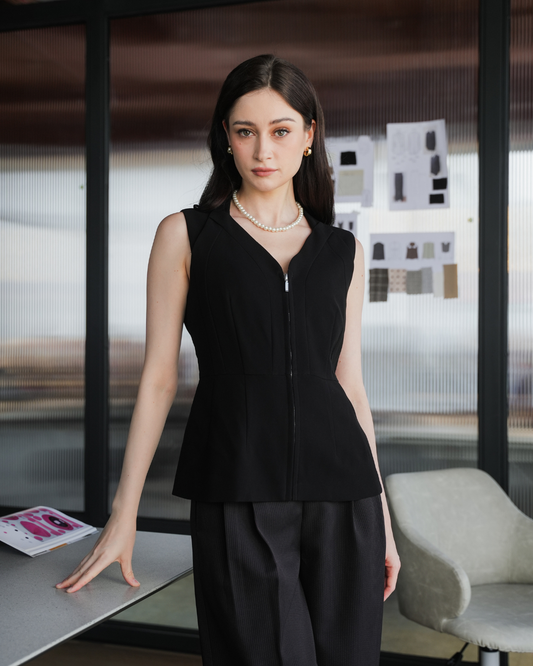 INVIO Sachs Zip Peplum Top | Atasan Wanita - Runway