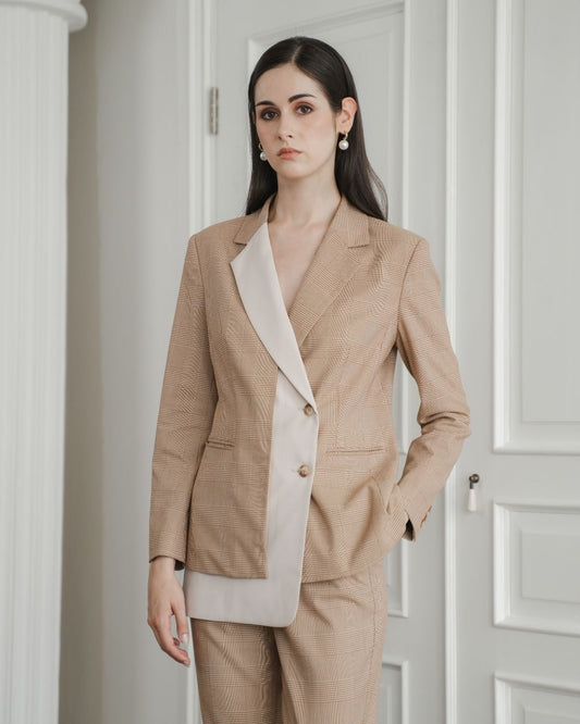 Cliona Tweed Contrast Lapel Blazer