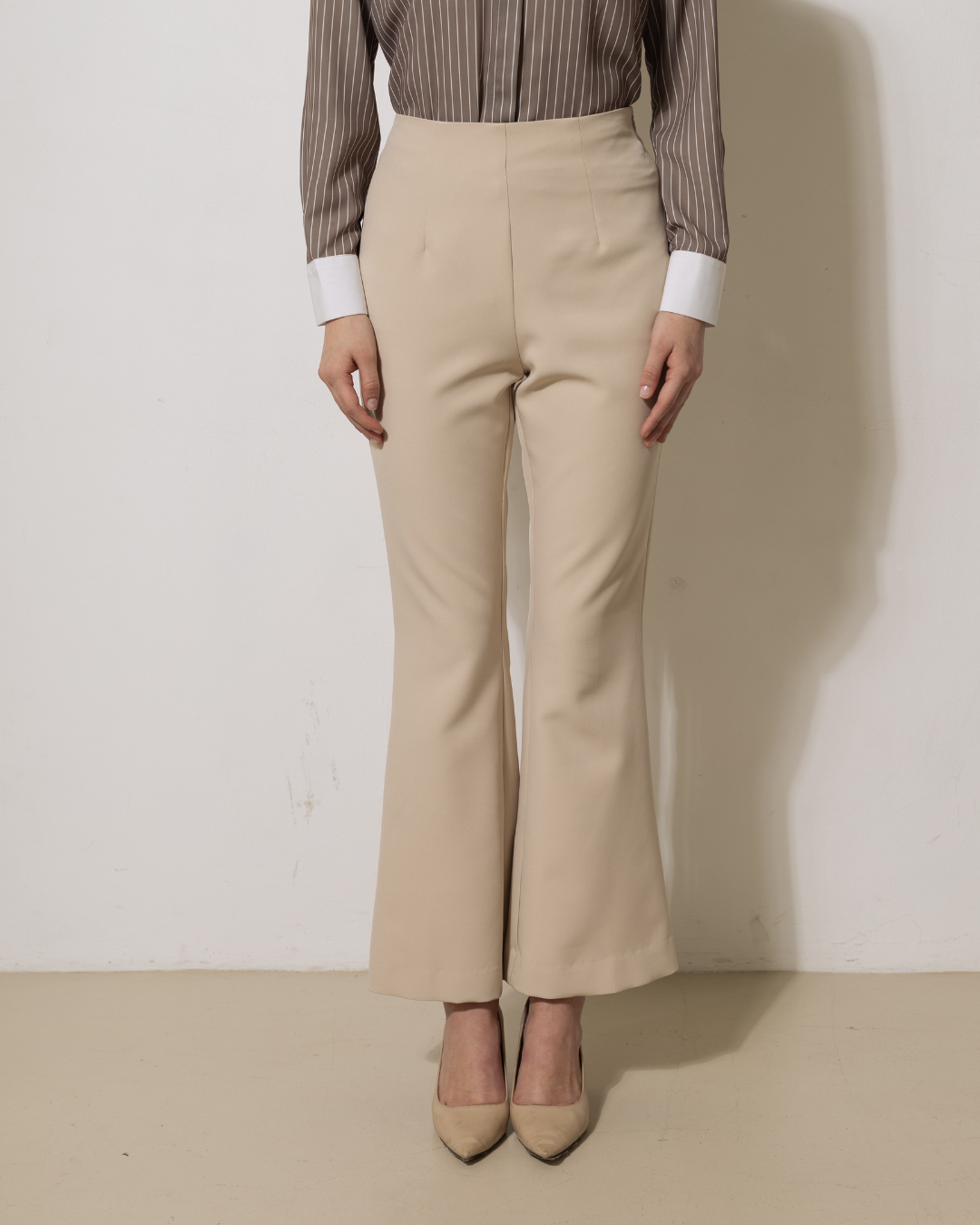 INVIO Pearce Tailored Bootcut Trousers Cream | Celana Wanita