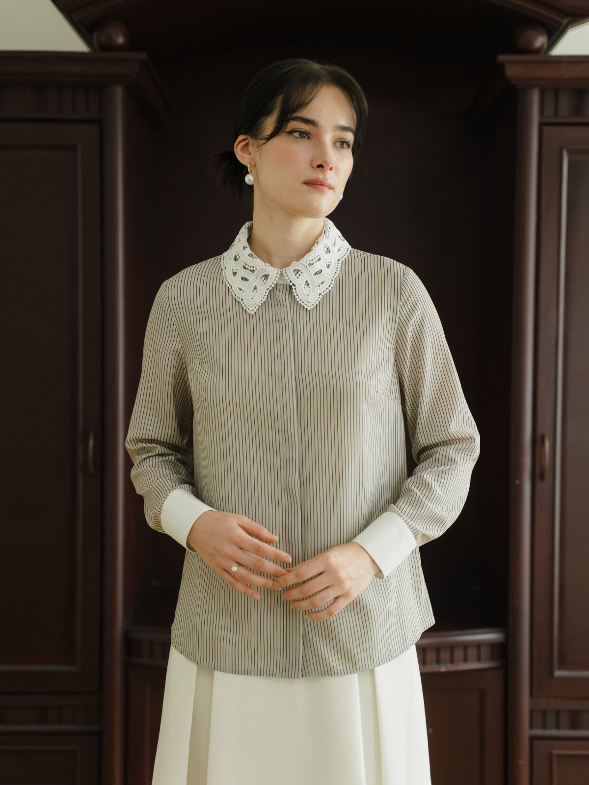 INVIO Riverlyn Lace Collar Stripe Shirt | Kemeja Atasan Wanita - Aurist