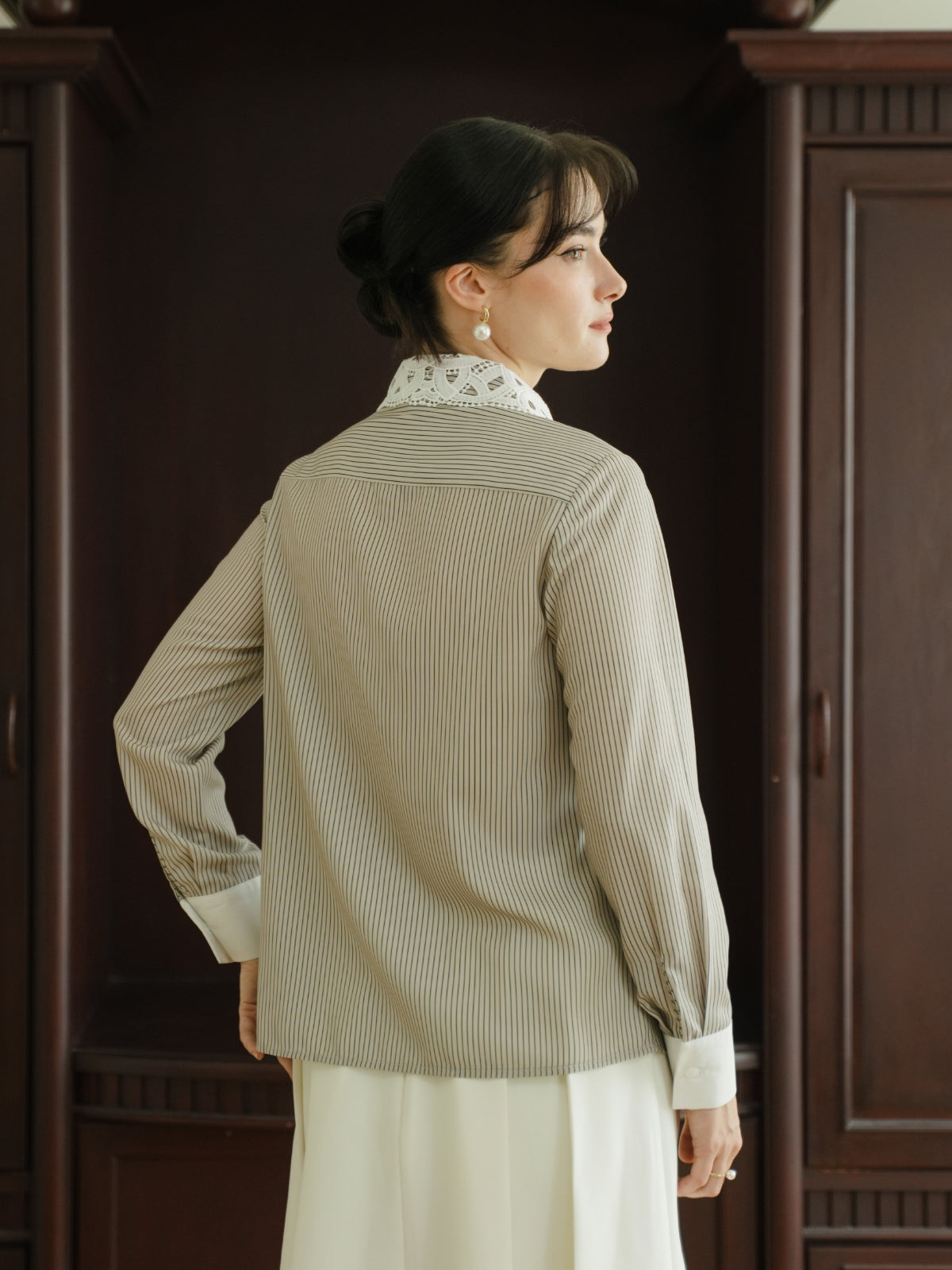 INVIO Riverlyn Lace Collar Stripe Shirt | Kemeja Atasan Wanita - Aurist