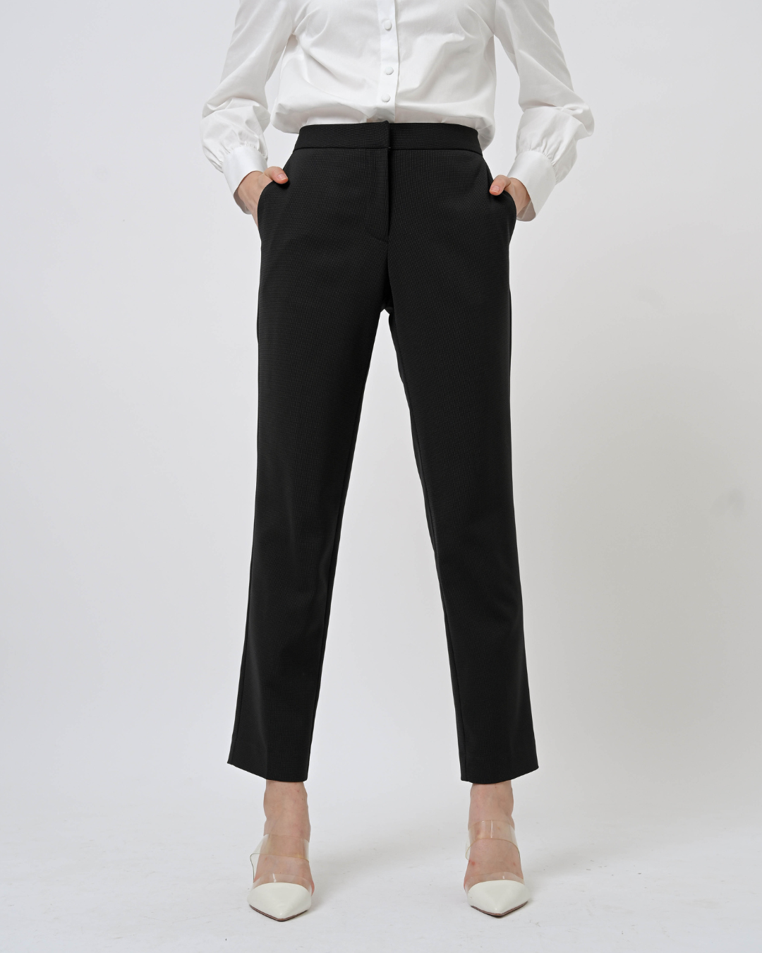 Zora Slim-Leg Trouser