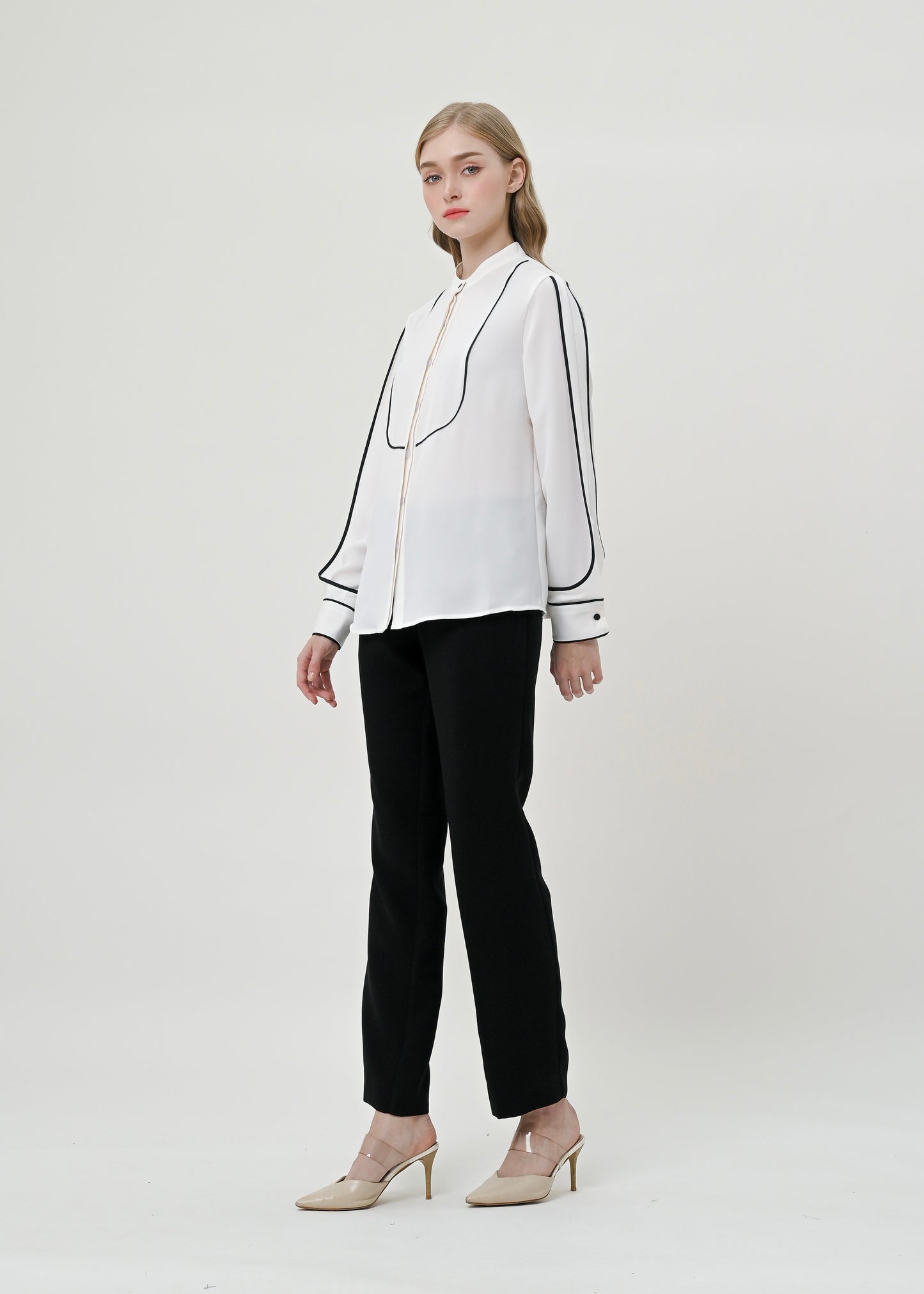 Paula Constrast-Trim Blouse