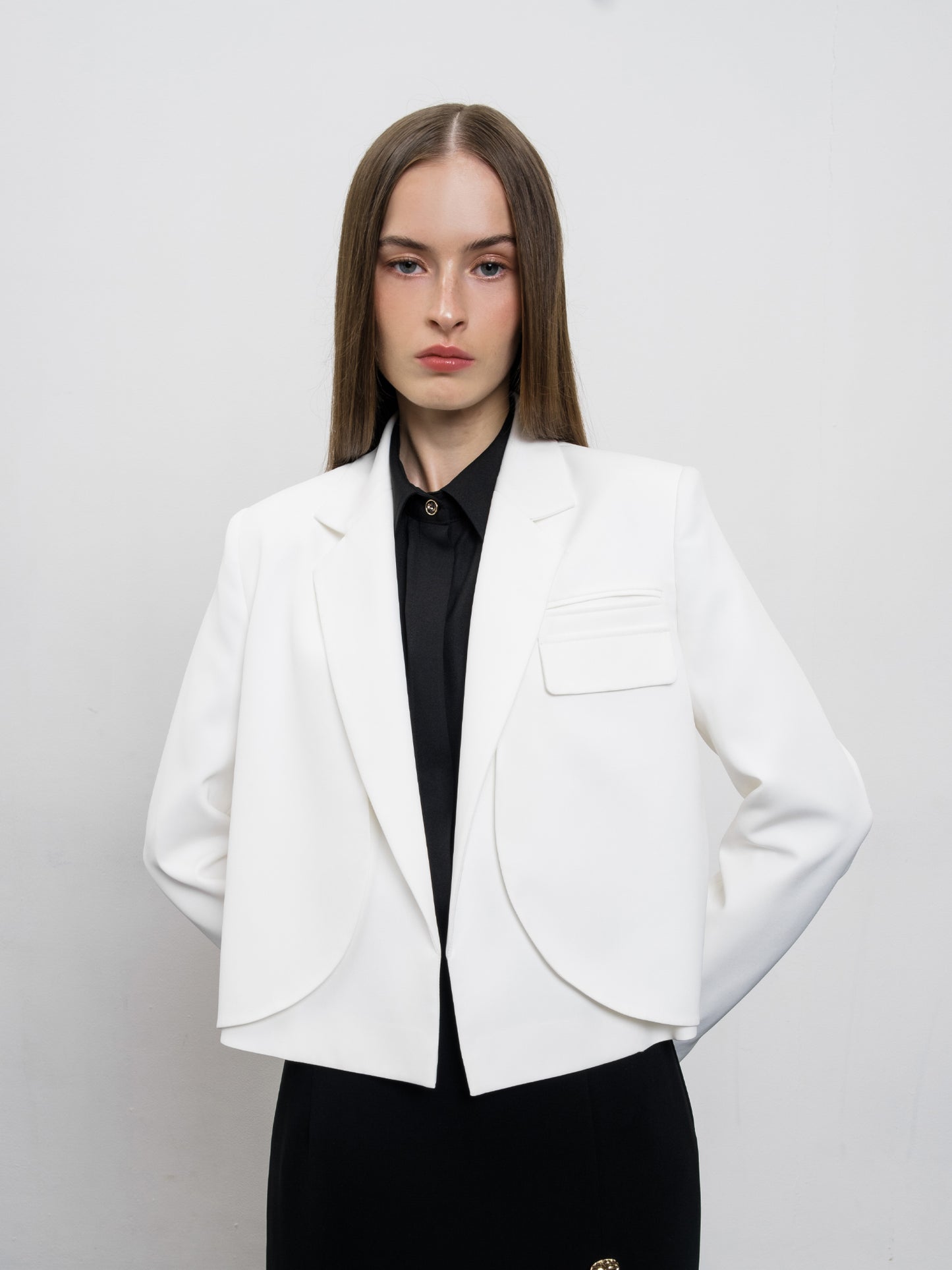 INVIO Nessie Layered-Curve Cropped Blazer | Jas Wanita - Essentia