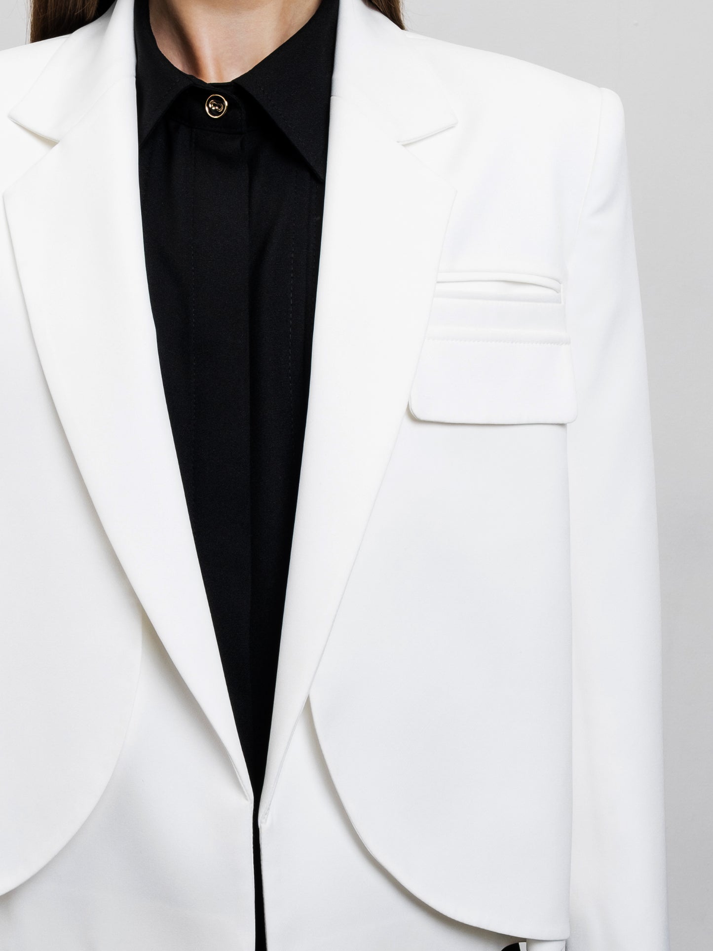 INVIO Nessie Layered-Curve Cropped Blazer | Jas Wanita - Essentia