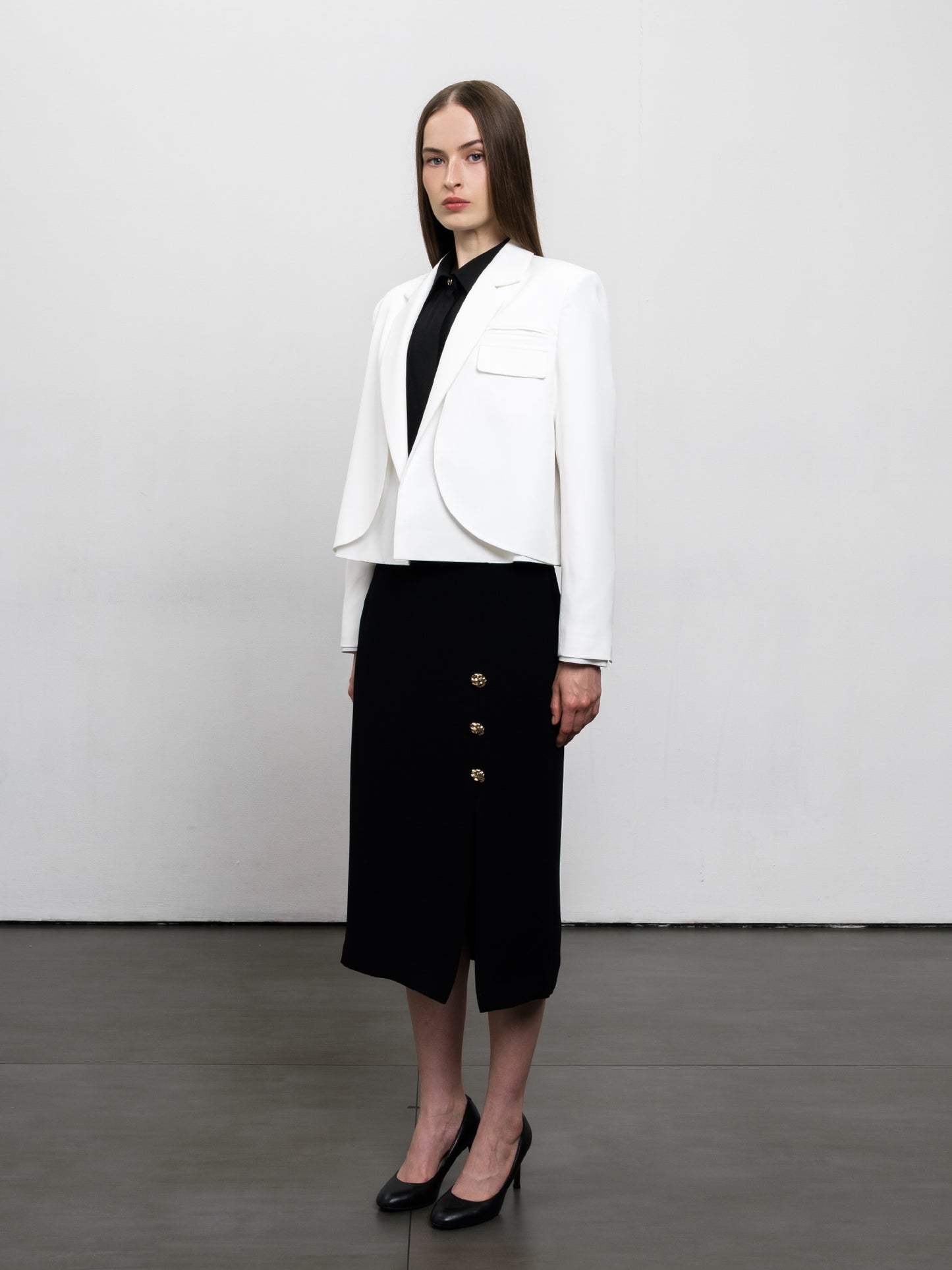 INVIO Nessie Layered-Curve Cropped Blazer | Jas Wanita - Essentia